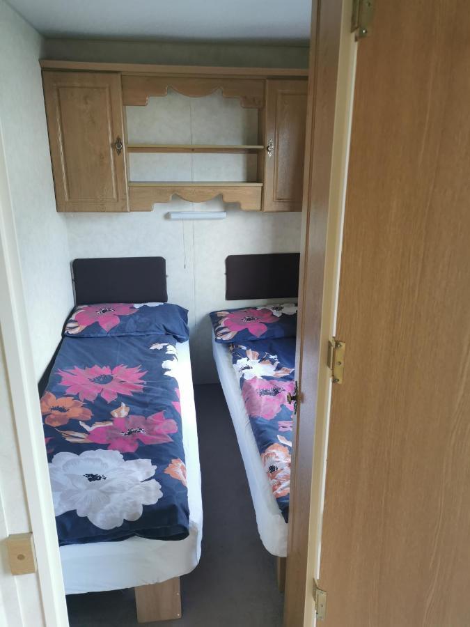 Willa Lochlands Caravan Park X Forfar Zewnętrze zdjęcie